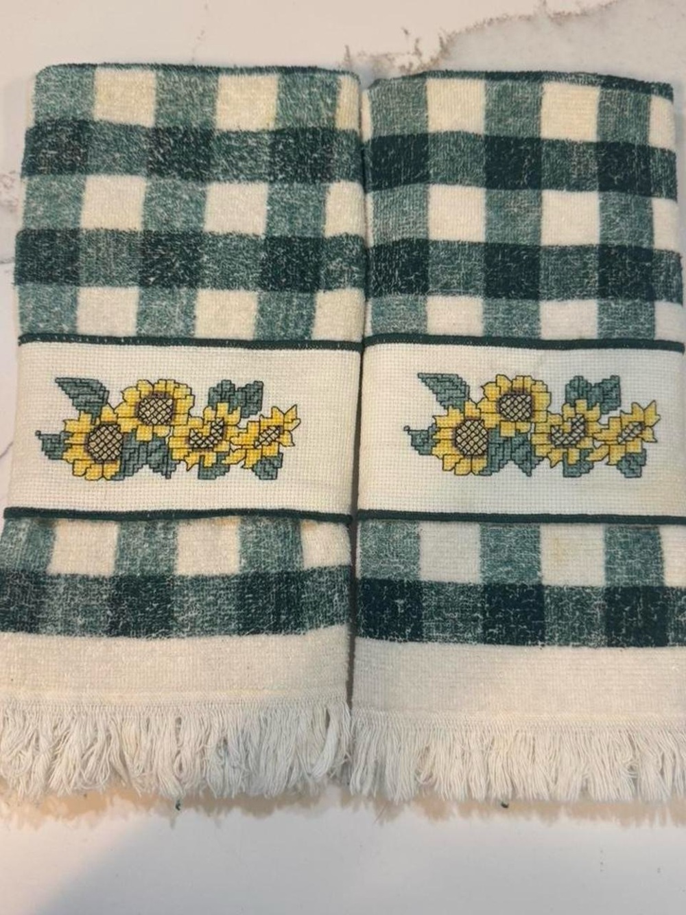 Vintage Green plaid with Sunflowers Kitchen Hand Towels - Set of 2